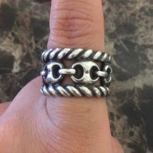 TRADED Authentic Gucci Silver Ring Band